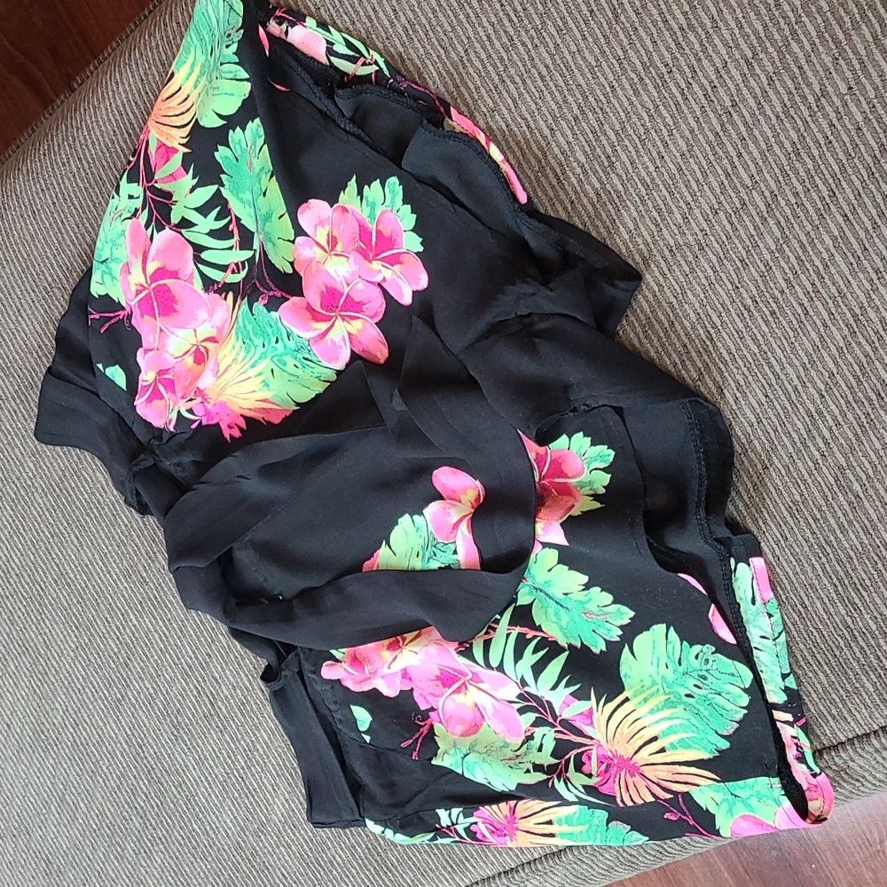 Alya Tropical Print Tie Sash Shorts